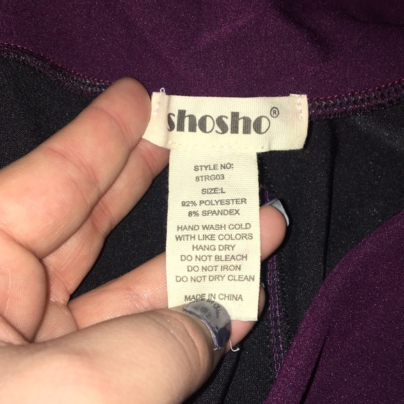 🍀Burgundy leggings with gold zippers - Picture 3 of 3